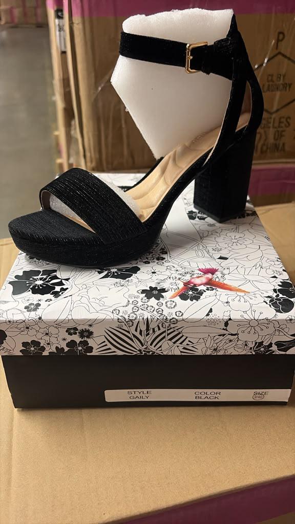 CHINESE LAUNDRY | Assorted Women's Footwear | NWT | 228 Pairs | Pallet #PS-282