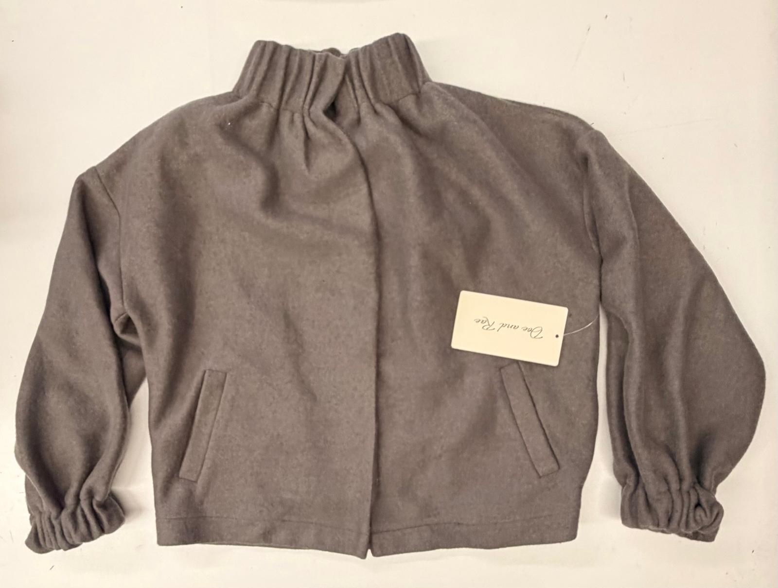 DOE AND RAE | Assorted Women's Apparel | NWT | 25 Pieces | Small Box #SMA-612