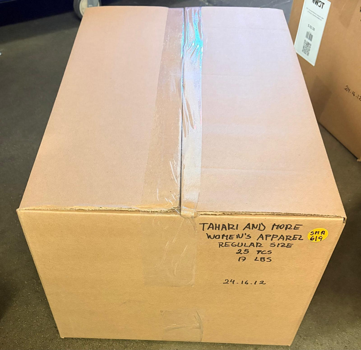 Tahari and More | Assorted Women's Apparel | NWT | 25 Pieces | Small Box #SMA-619