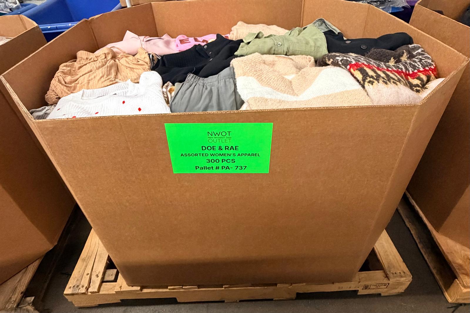 Doe & Rae | Assorted Women's Apparel | NWT | 300 Pieces | Pallet #PA-737