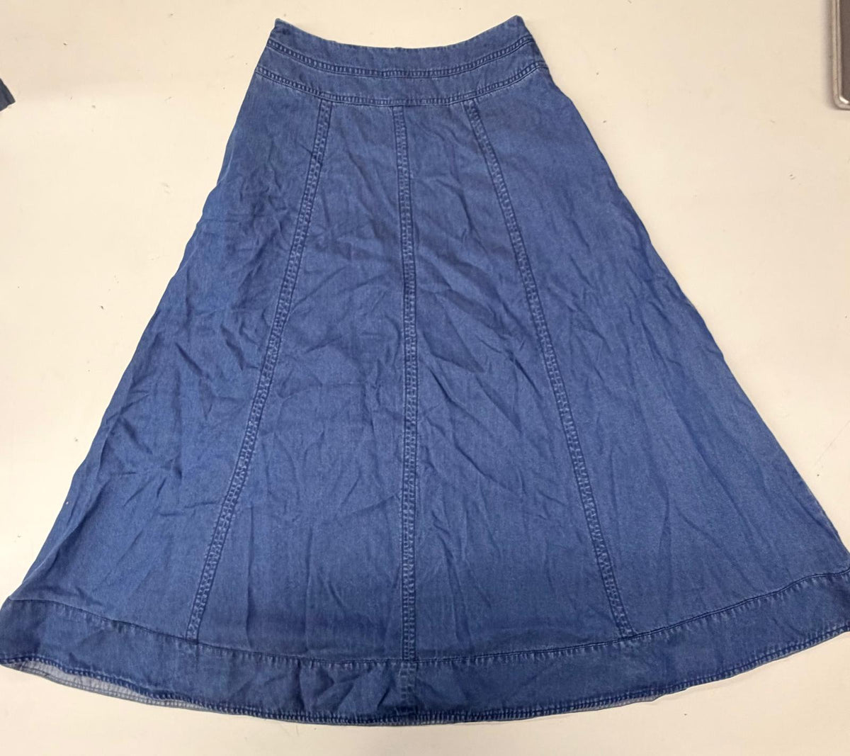 DOE AND RAE | Assorted Women's Apparel | NWT | 25 Pieces | Small Box #SMA-613