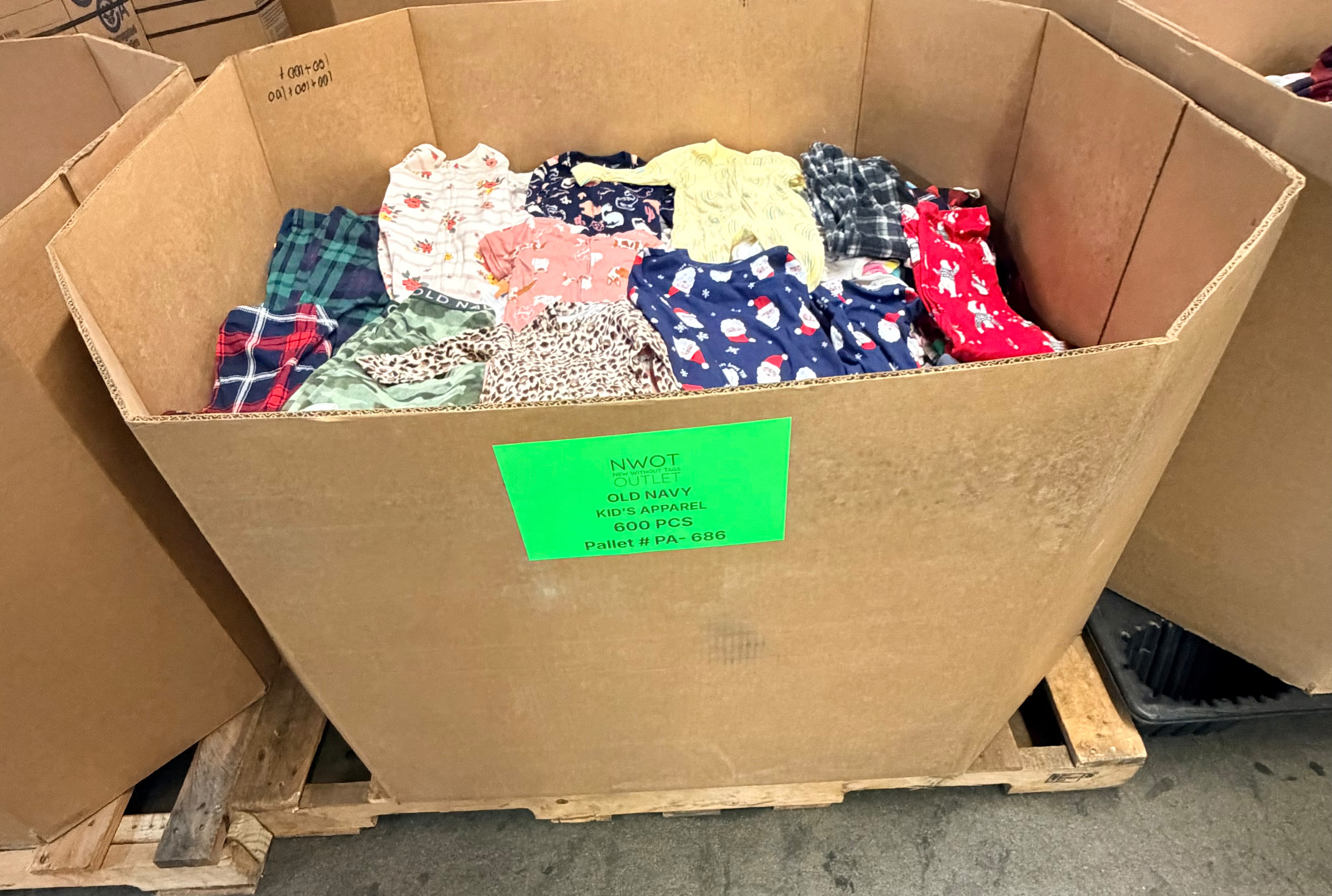 OLD NAVY KID'S APPAREL | Assorted Kid's Apparel | NWT | 600 Pieces | Pallet #PA-686