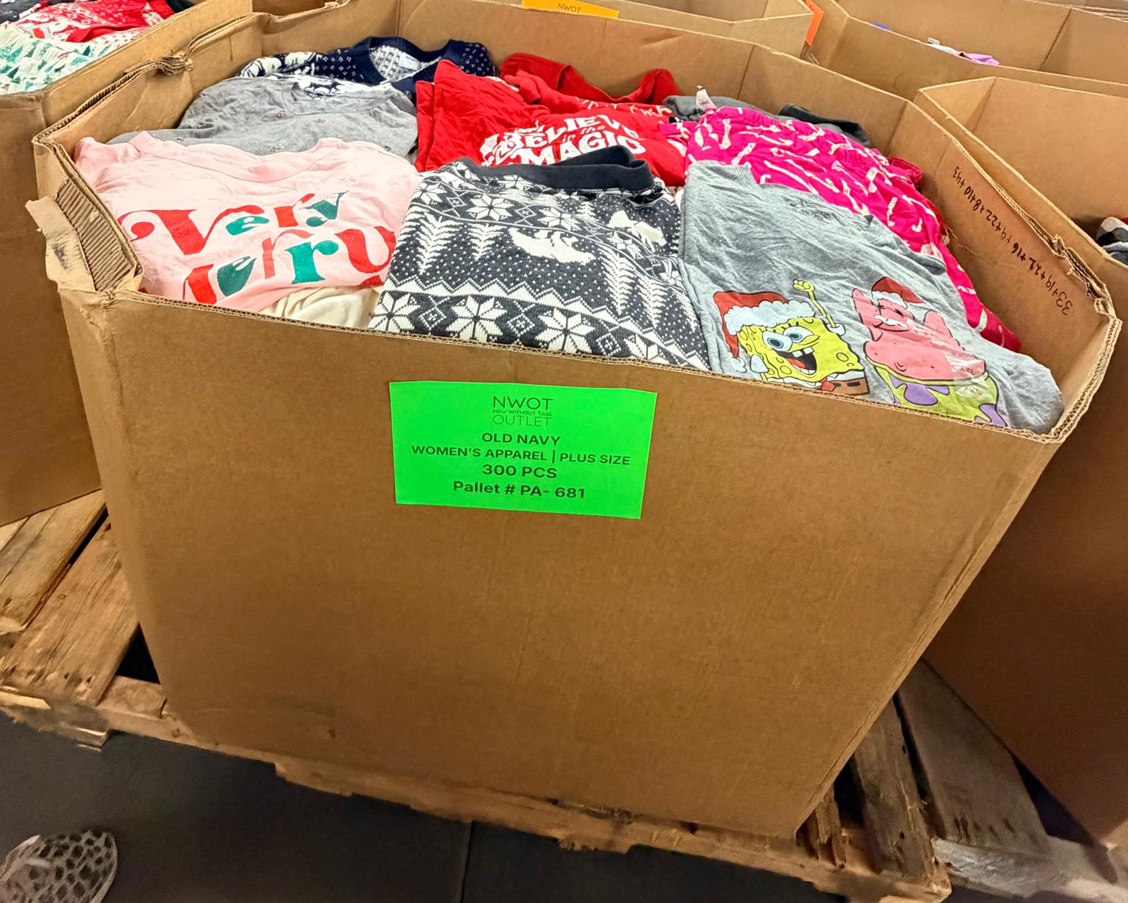 OLD NAVY | Assorted Women's Apparel | NWT | 300 Pieces | Pallet #PA-681