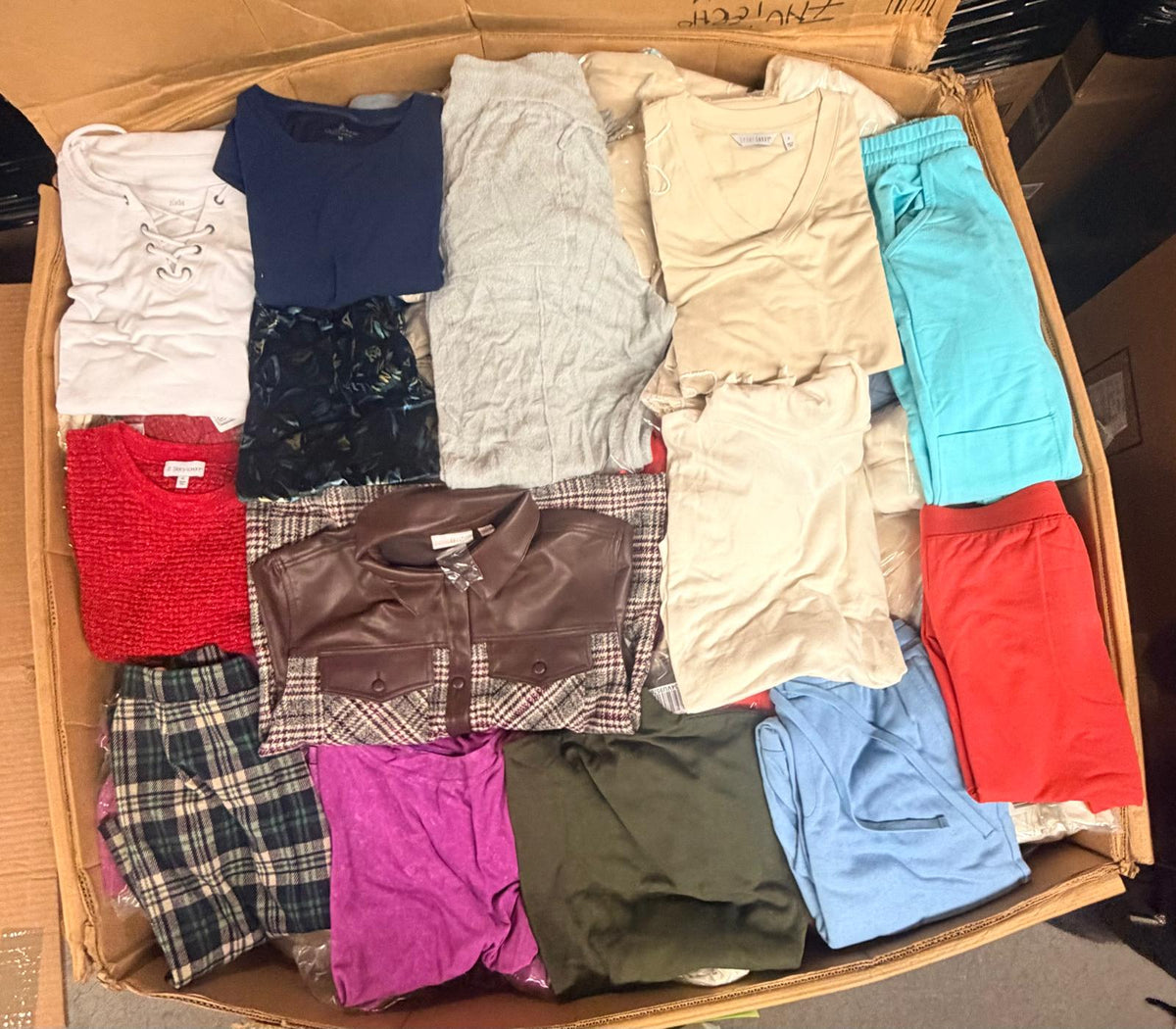 QVC | Assorted Women's Apparel | NWT | 764 Pieces | Pallet #PA-792