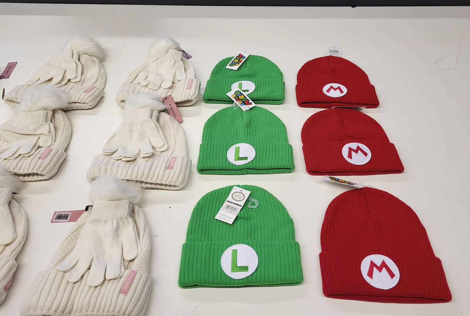 BIOWORLD ACCESSORIES | Assorted Men's, Women's Accessories | NWT | 14 Pieces | Small Box #SMA 574