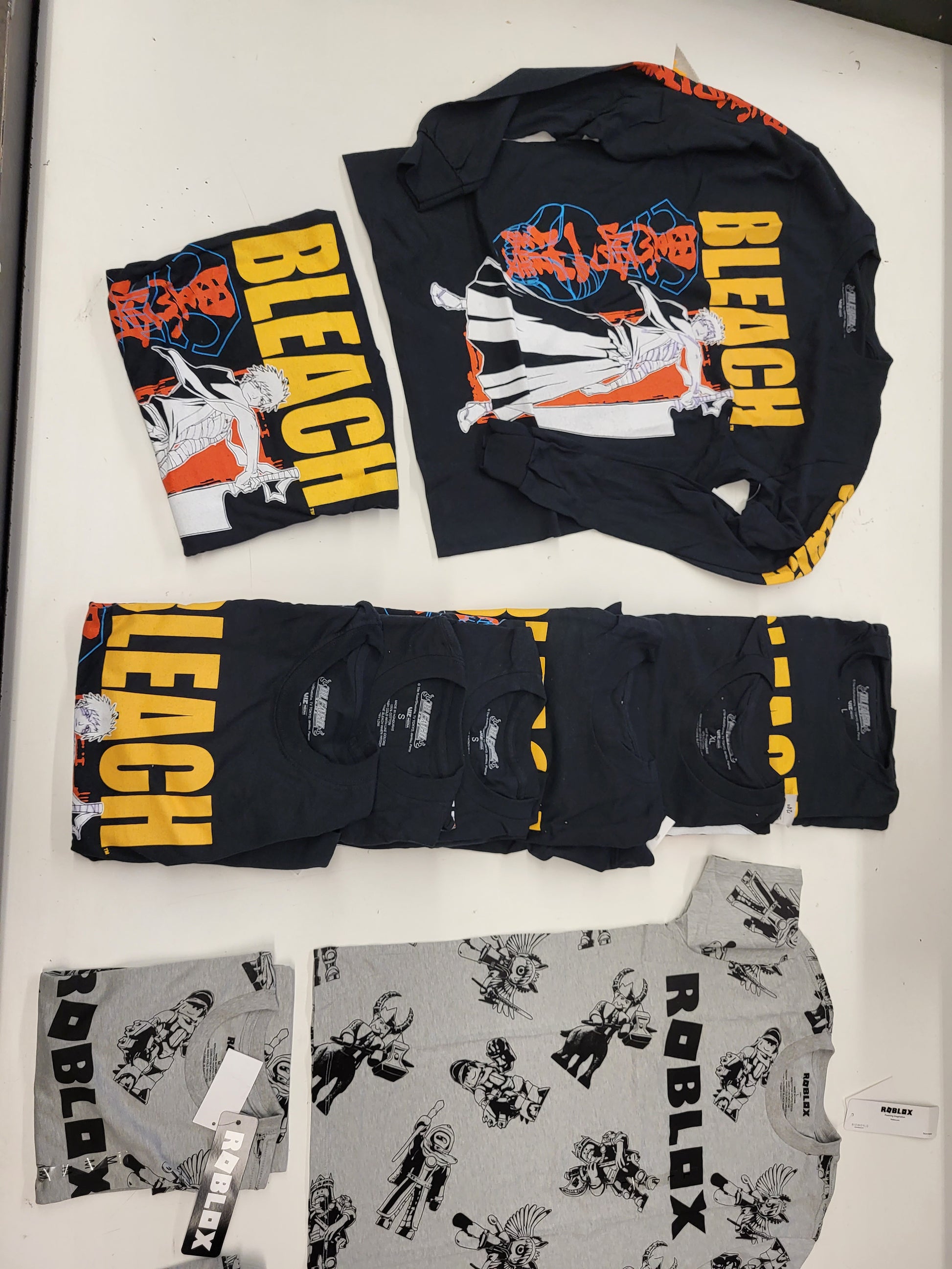 BIOWORLD APPAREL | Assorted Men's Apparel | NWT | 16 Pieces | Small Box #SMA 575