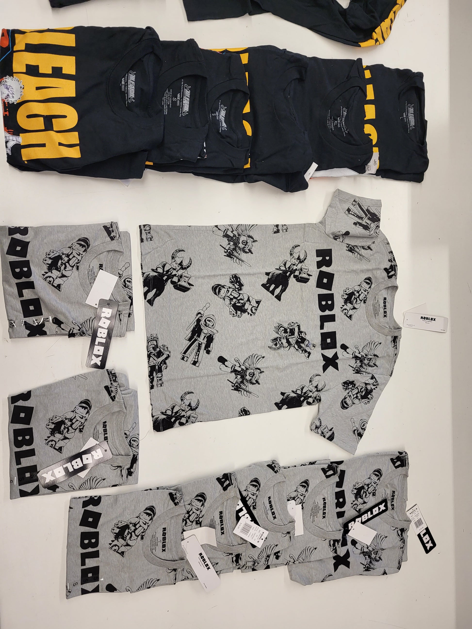 BIOWORLD APPAREL | Assorted Men's Apparel | NWT | 16 Pieces | Small Box #SMA 575