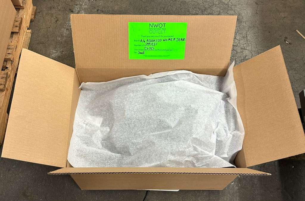 Brand Names | AG | Assorted Women's Jeans & Pants | 25 Pieces | Small Box #SMA-27