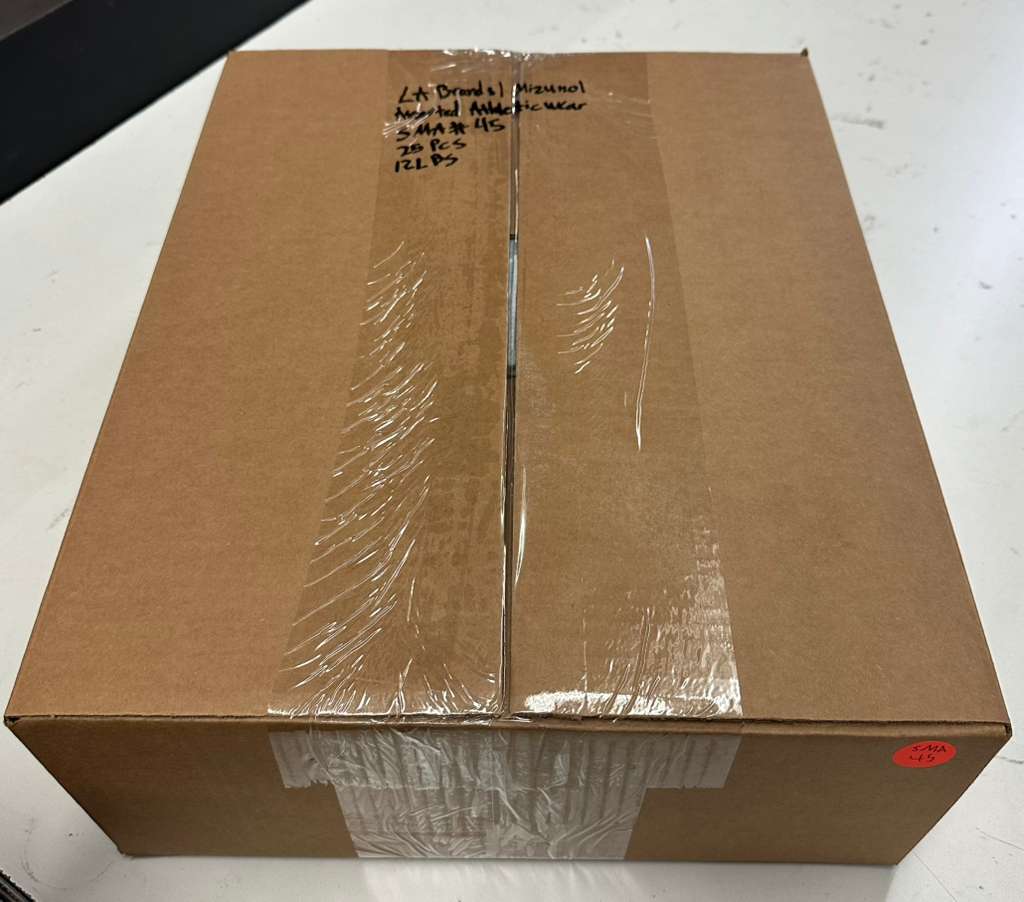 LA Brands | Mizuno | Assorted Athletic Apparel | 25 Pieces | Small Box #SMA-45