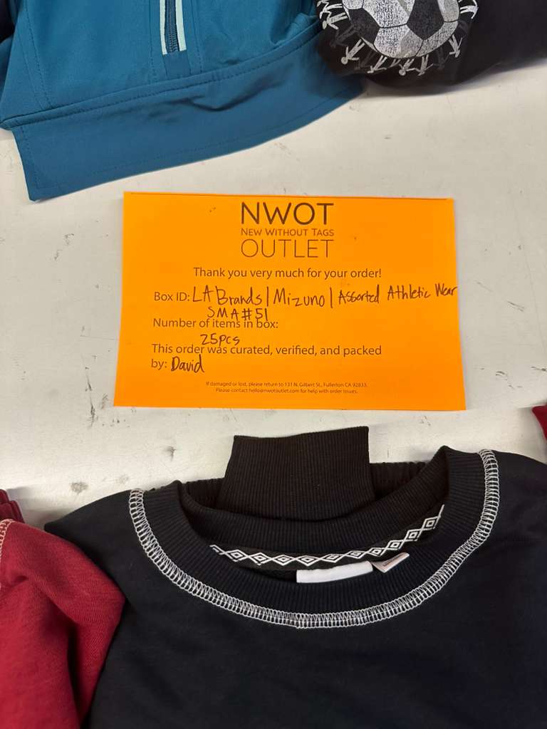 LA Brands | Mizuno | Assorted Athletic Apparel | 25 Pieces | Small Box #SMA-51