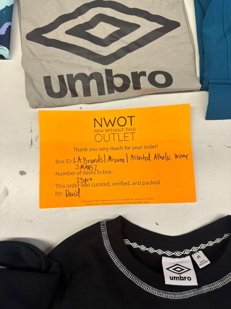 LA Brands | Mizuno | Assorted Athletic Apparel | 25 Pieces | Small Box #SMA-52