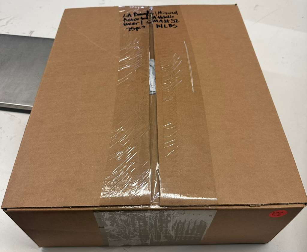 LA Brands | Mizuno | Assorted Athletic Apparel | 25 Pieces | Small Box #SMA-52