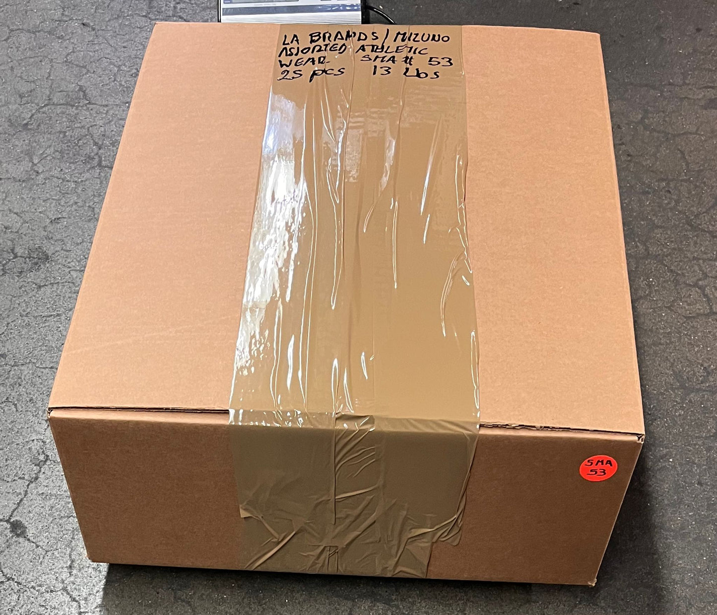 LA Brands | Mizuno | Assorted Athletic Apparel | 25 Pieces | Small Box #SMA-53