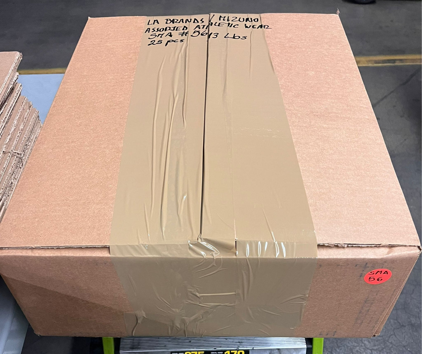 LA Brands | Mizuno | Assorted Athletic Apparel | 25 Pieces | Small Box #SMA-56