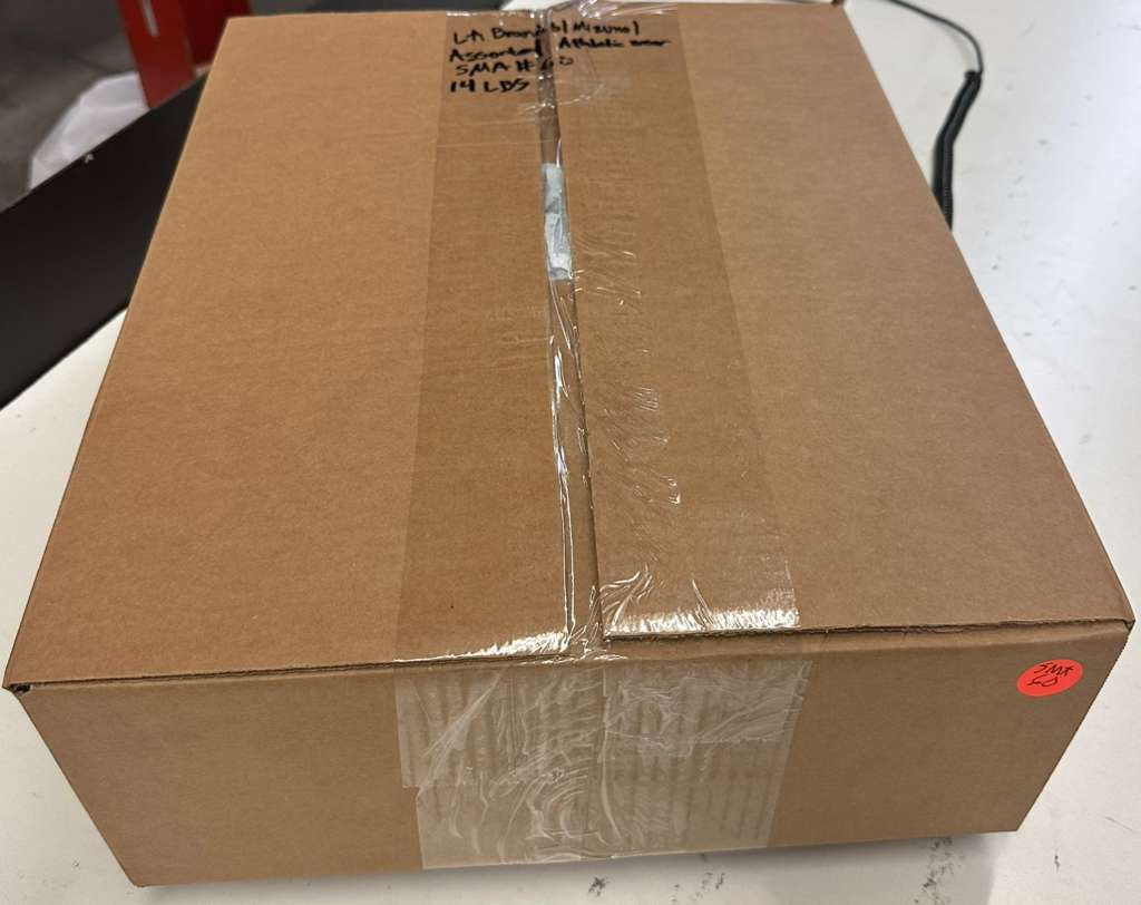 LA Brands | Mizuno | Assorted Athletic Apparel | 25 Pieces | Small Box #SMA-60