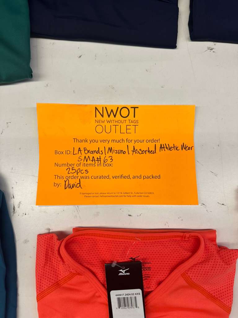 LA Brands | Mizuno | Assorted Athletic Apparel | 25 Pieces | Small Box #SMA-63