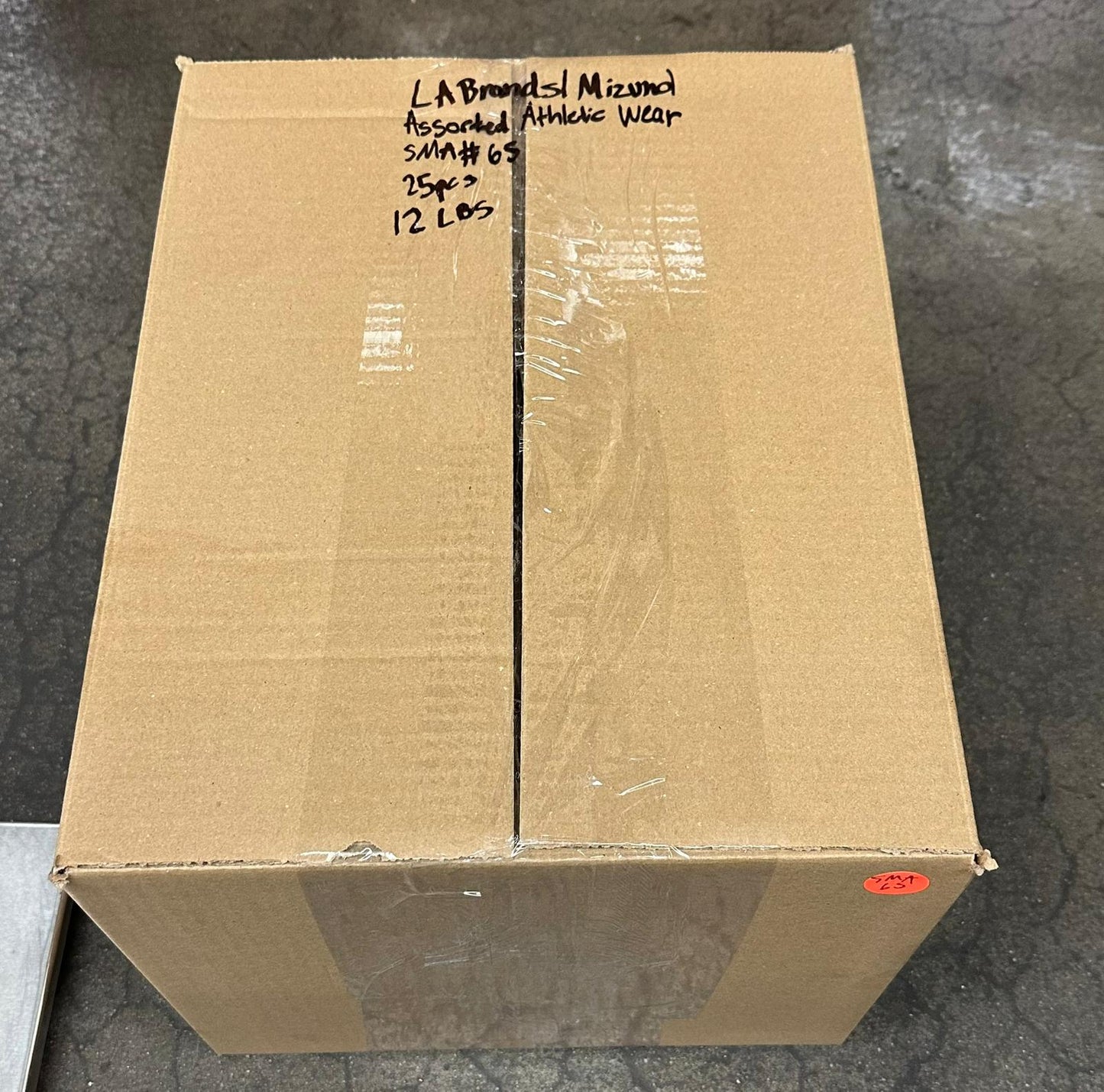 LA Brands | Mizuno | Assorted Athletic Apparel | 25 Pieces | Small Box #SMA-65