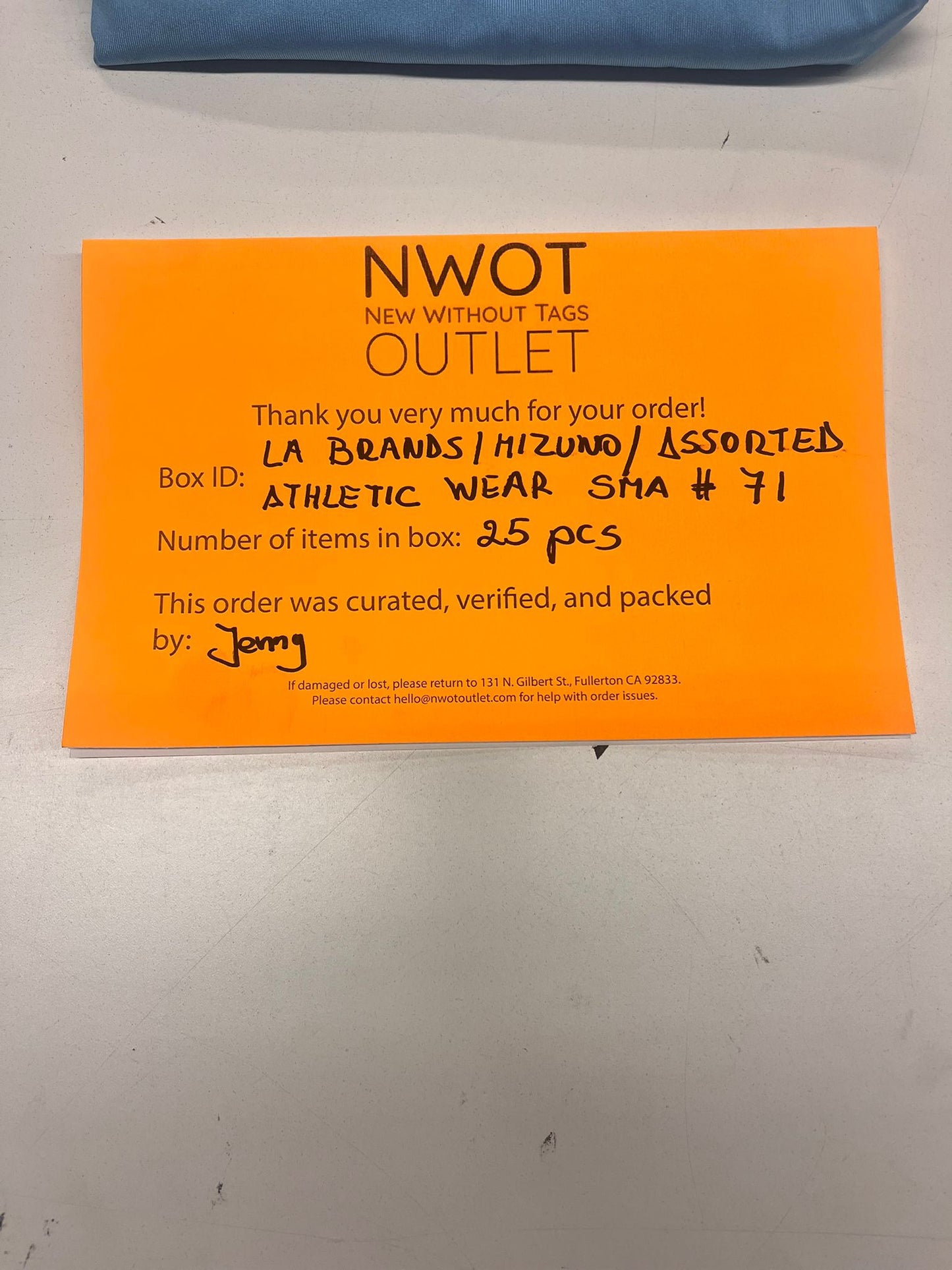 LA Brands | Mizuno | Assorted Athletic Apparel | 25 Pieces | Small Box #SMA-71