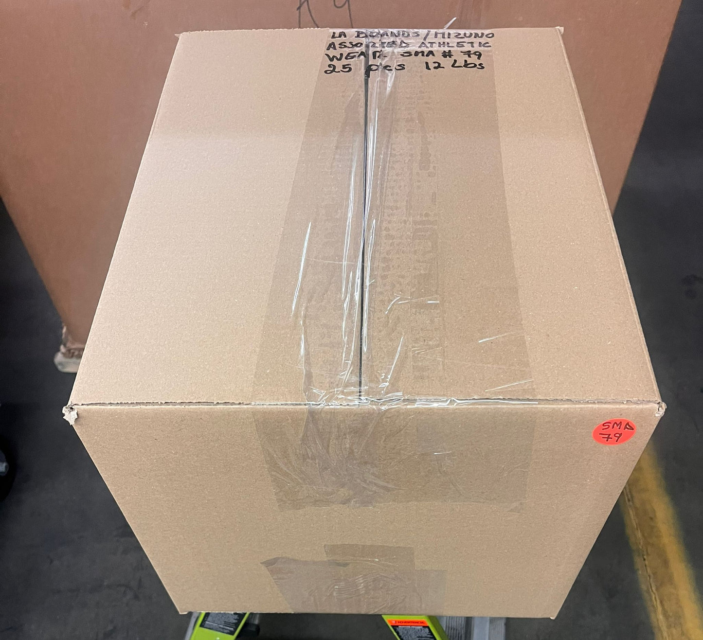 LA Brands | Mizuno | Assorted Athletic Apparel | 25 Pieces | Small Box #SMA-79