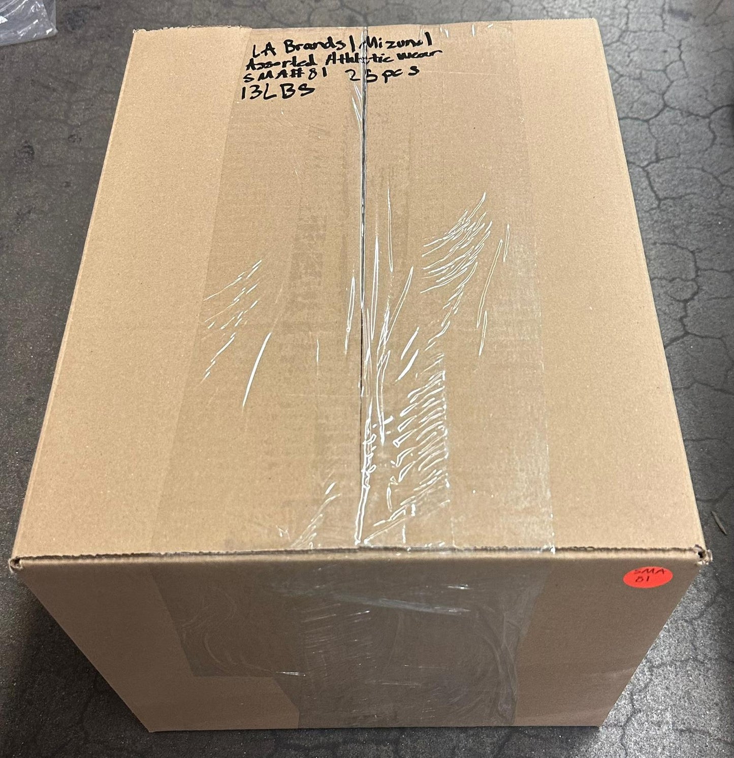 LA Brands | Mizuno | Assorted Athletic Apparel | 25 Pieces | Small Box #SMA-81