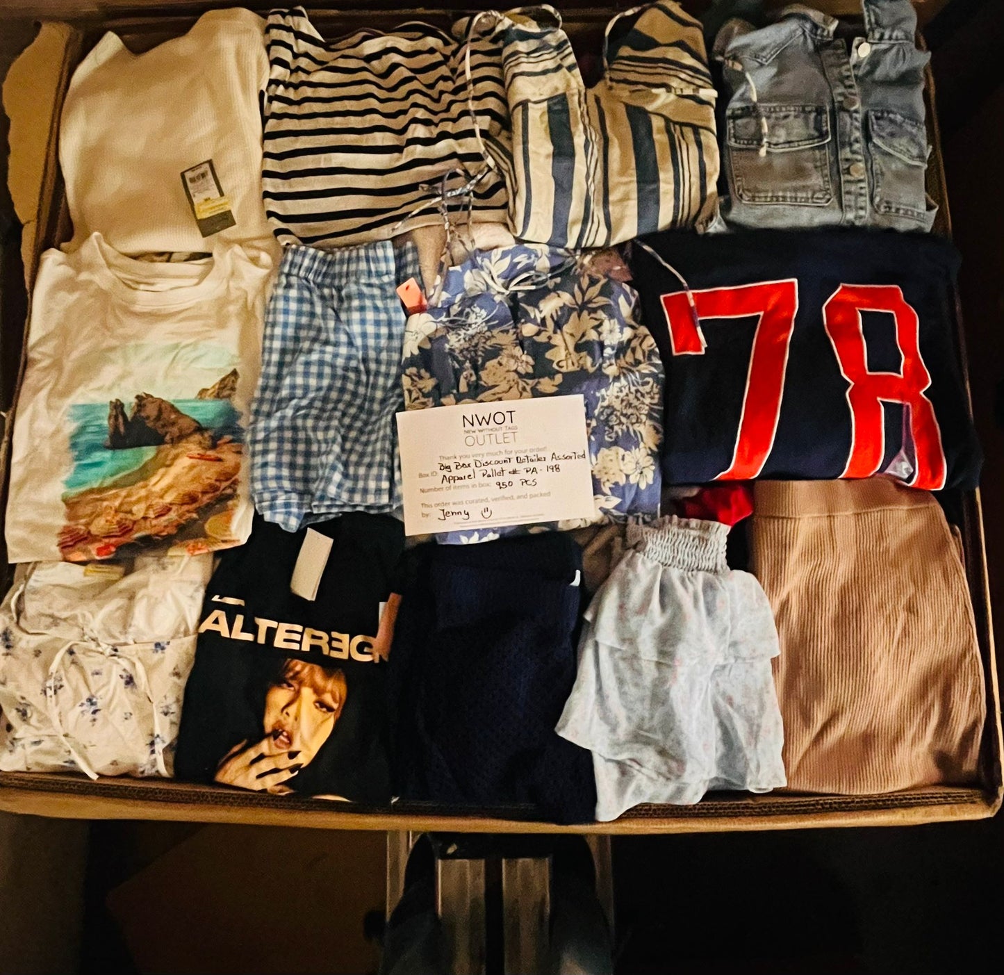 Target | Assorted  Apparel | 950 Pieces | Shelf Pulls & Returns | Pallet #PA-198