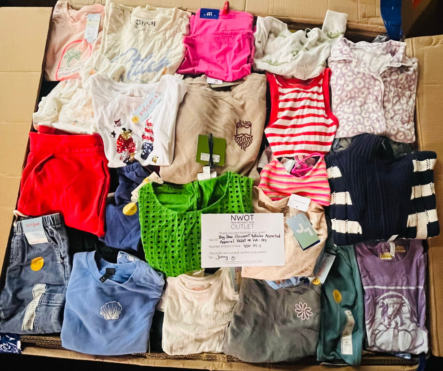 Target | Assorted  Apparel | 950 Pieces | Shelf Pulls & Returns | Pallet #PA-197