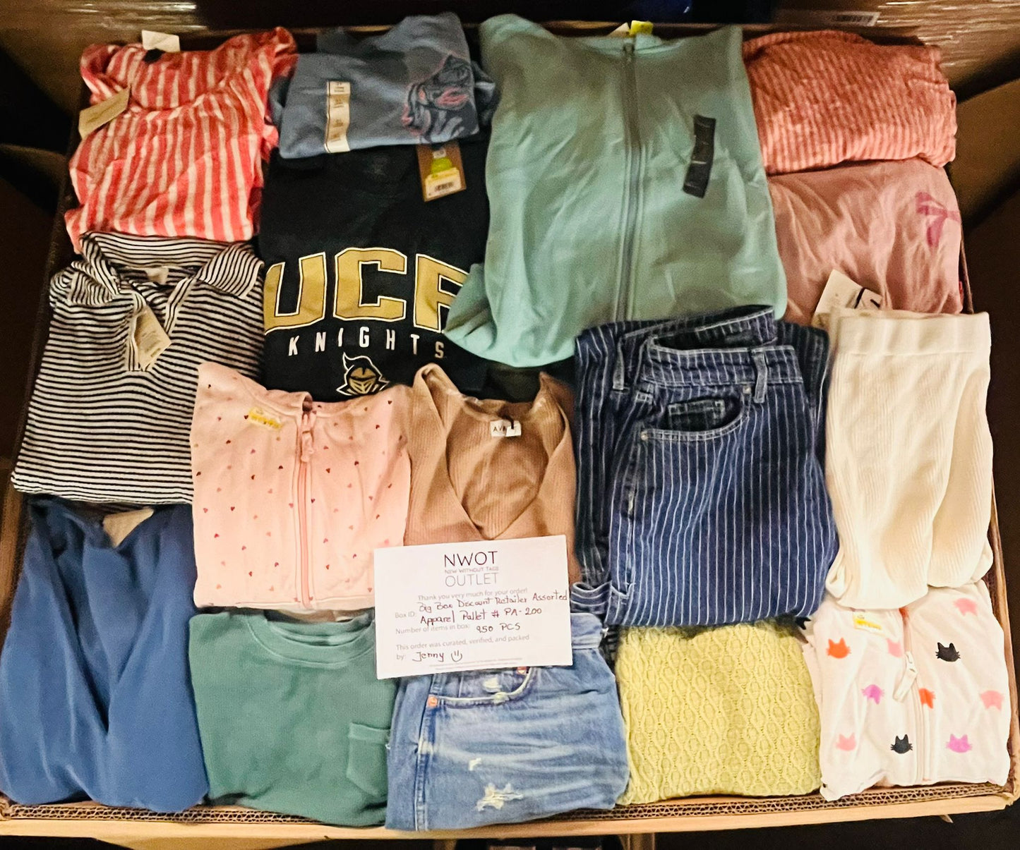 Target | Assorted  Apparel | 950 Pieces | Shelf Pulls & Returns| Pallet #PA-200