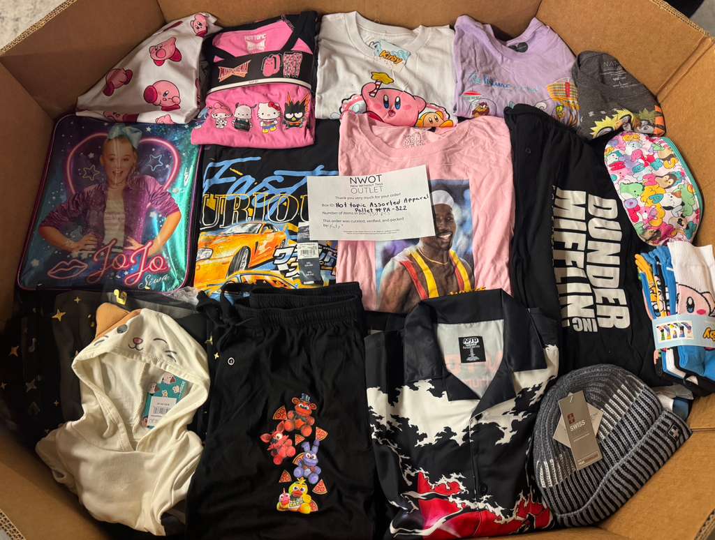 Hot Topic  | Assorted Apparel and Accessories | 350 Pieces | Pallet #PA-322