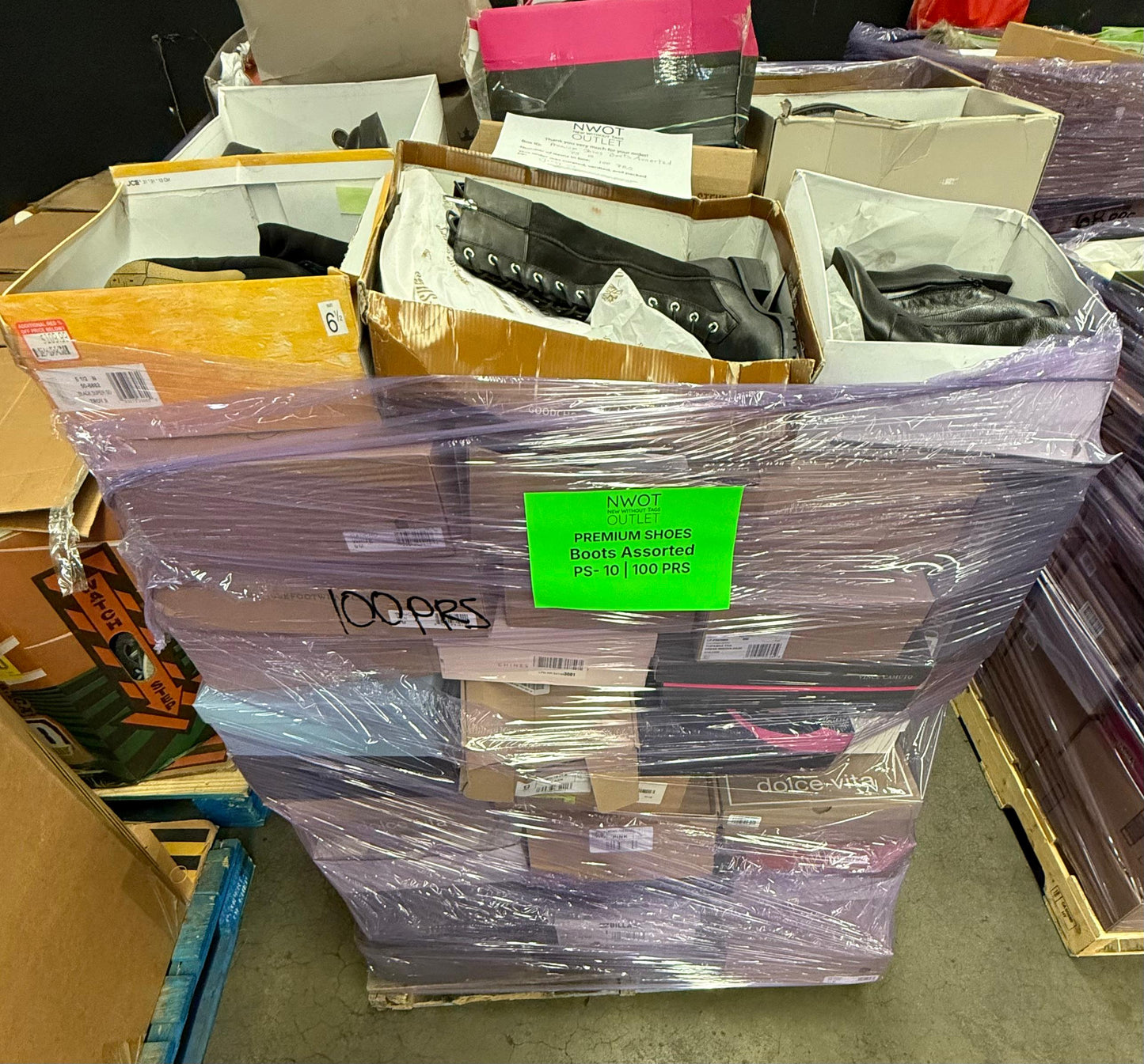Premium Shoes | Boots Assorted  | 100 pairs | Pallets # PS-10