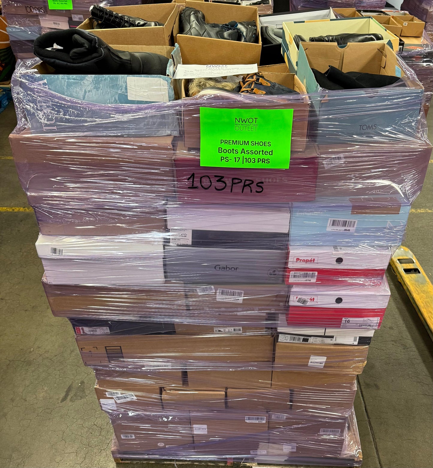 Premium Shoes | Boots Assorted  | 103 pairs | Pallets # PS-17