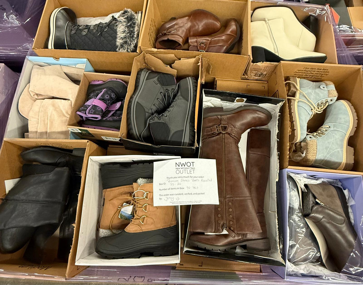 Premium Shoes | Boots Assorted  | 90 pairs | Pallets # PS-26