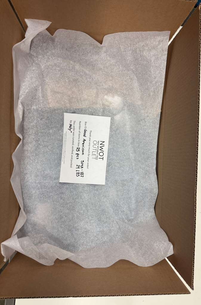 Good American | Assorted Women's Apparel | 25 Pieces | SMALL BOX # SMA-187