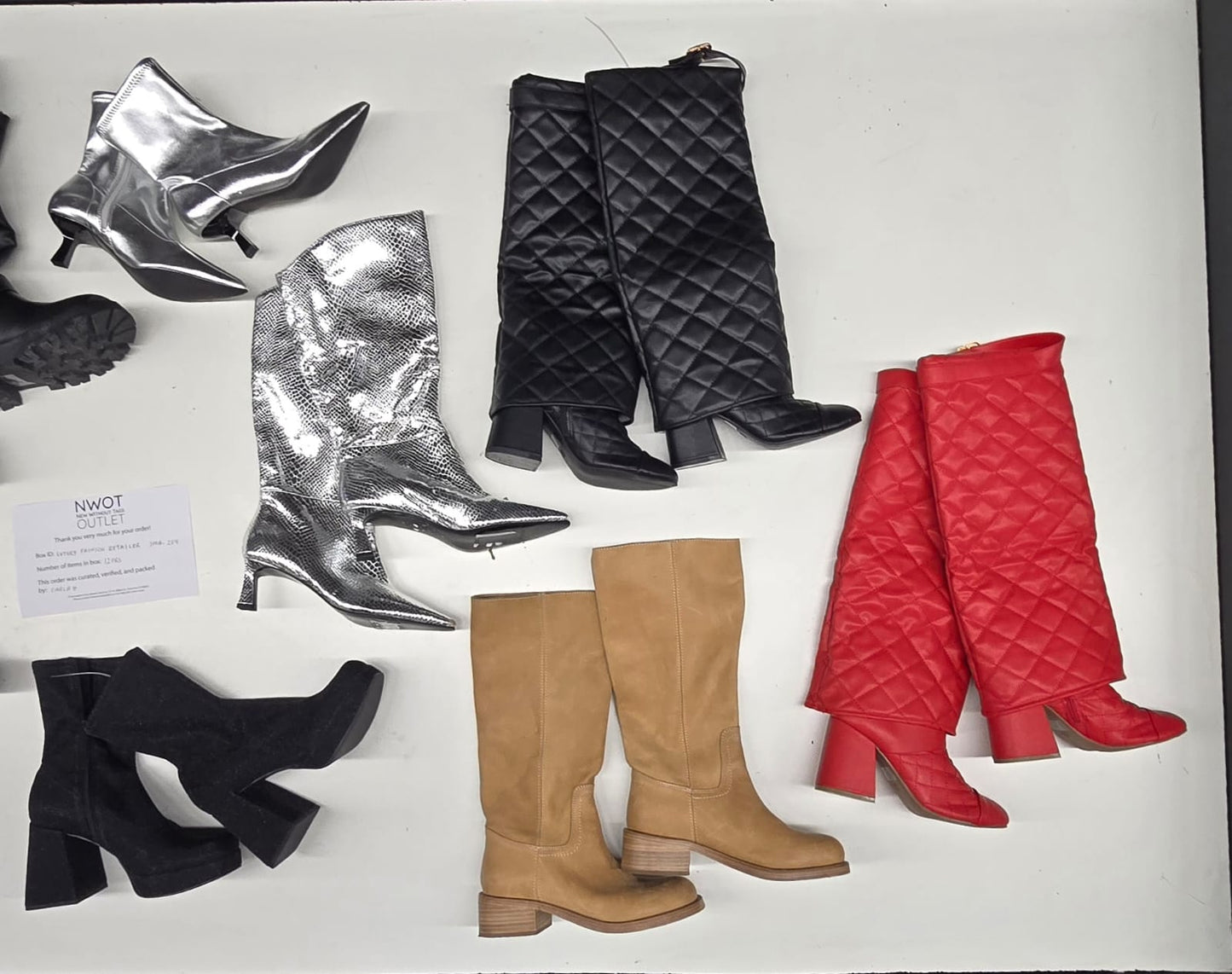 Luxury Fashion Retailer | Assorted Footwear | 12 pairs | Small Box# SMA-204