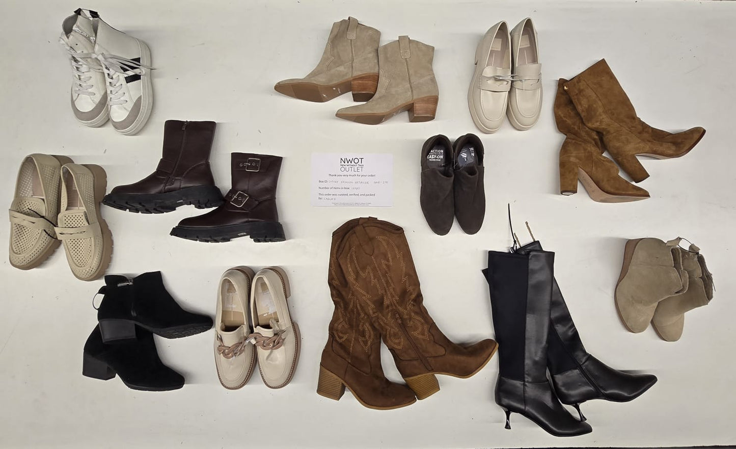 Luxury Fashion Retailer | Assorted Footwear | 12 pairs | Small Box# SMA-219