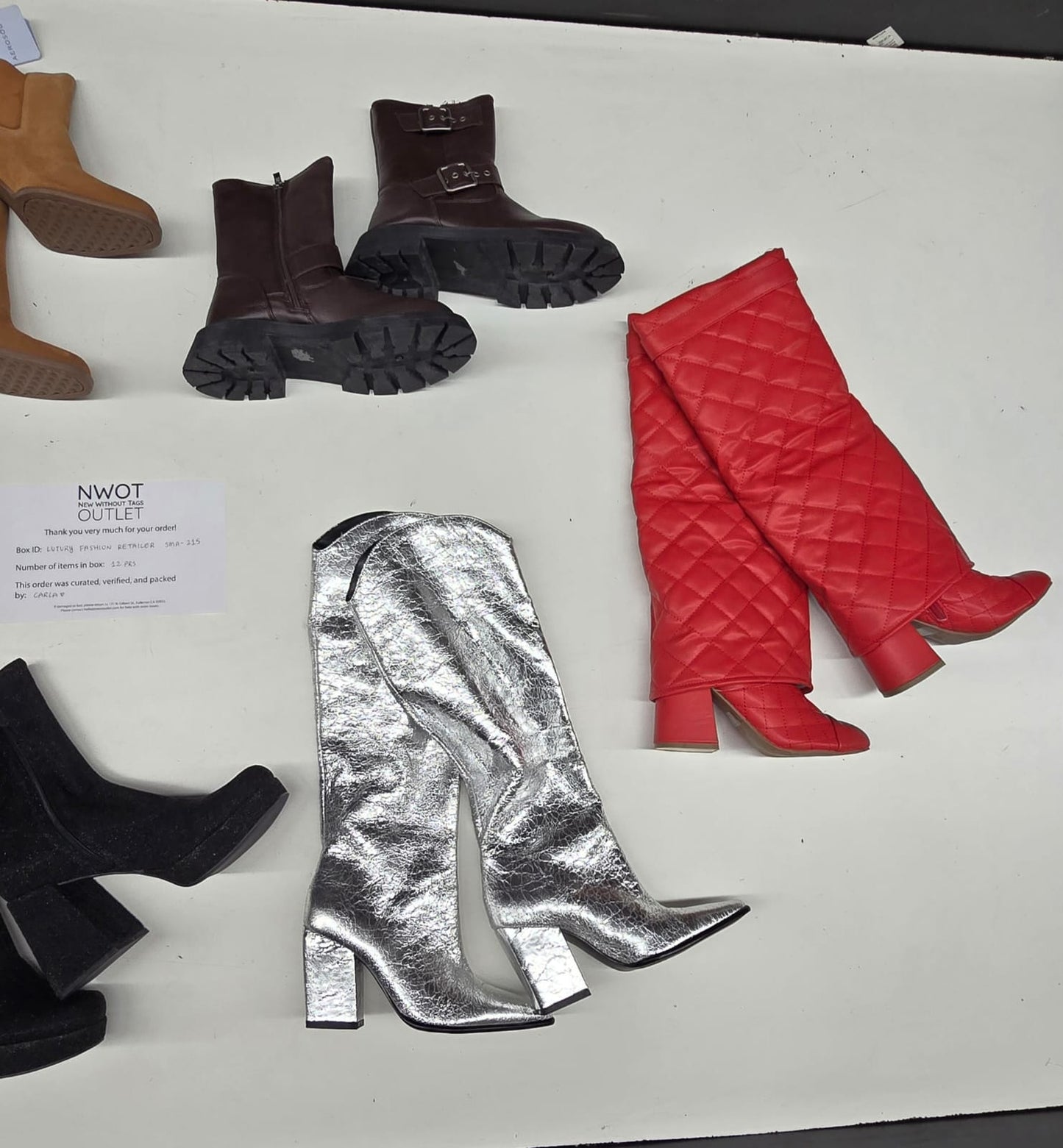 Luxury Fashion Retailer | Assorted Footwear | 12 pairs | Small Box# SMA-215