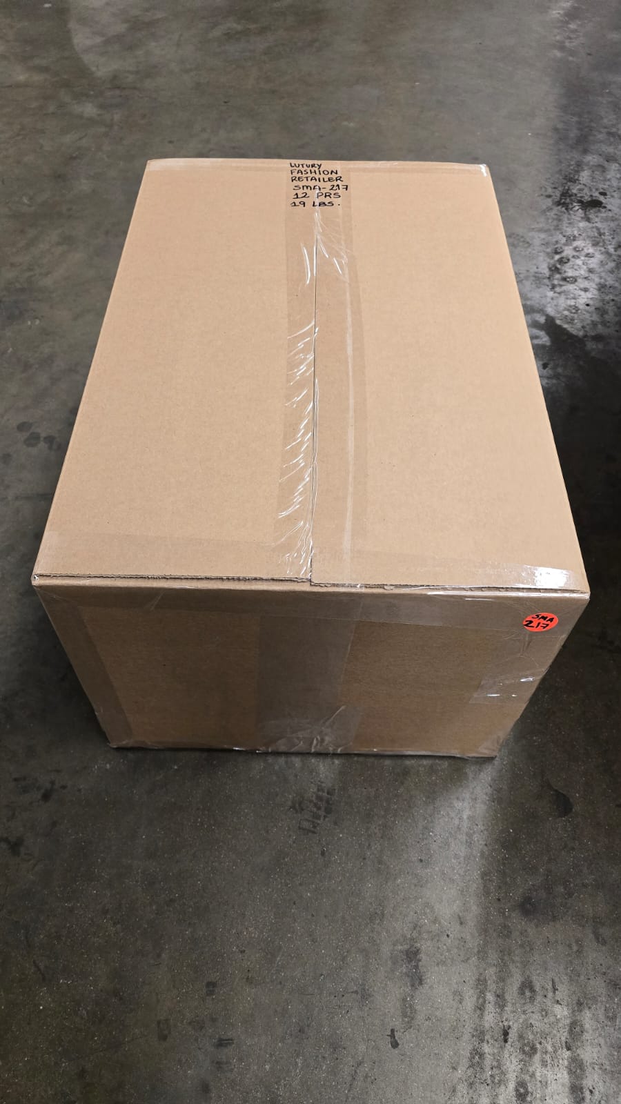 Luxury Fashion Retailer | Assorted Footwear | 12 pairs | Small Box# SMA-217