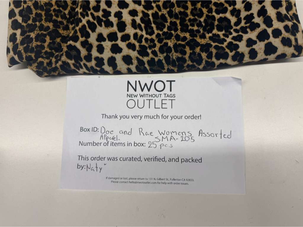 Doe And Rae | Women Assorted Apparel | 25 Pieces | Small Box# SMA-205