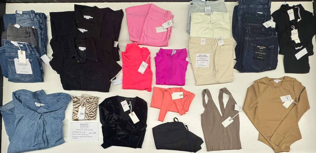 Good American | Assorted Women's Apparel | 25 Pieces | SMALL BOX # SMA-208