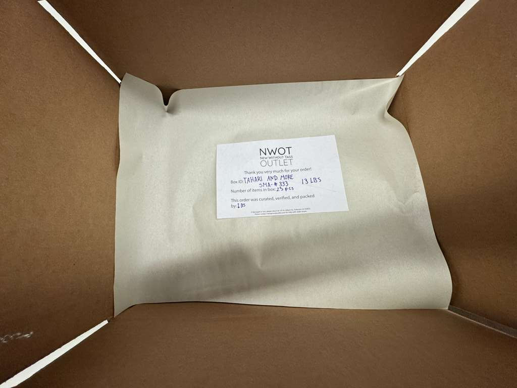 Tahari and more | Assorted  Apparel | 25 Pieces | New with Tag |Small box #SMA-333