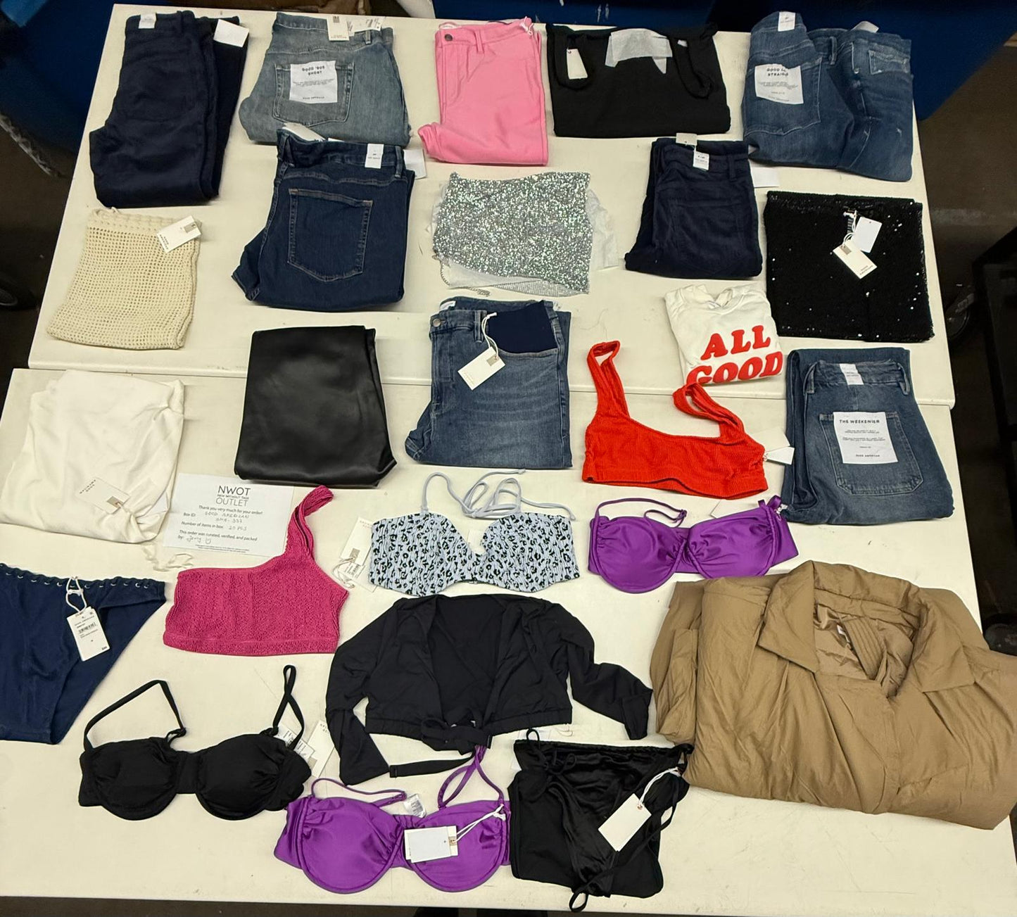 Good American | Assorted Women's Apparel | 25 Pieces | SMALL BOX # SMA-337