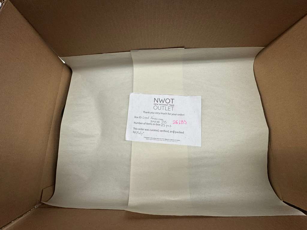 Good American | Assorted Women's Apparel | 25 Pieces | SMALL BOX # SMA-355