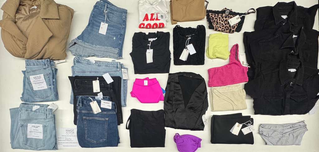 Good American | Assorted Women's Apparel | 25 Pieces | SMALL BOX # SMA-355