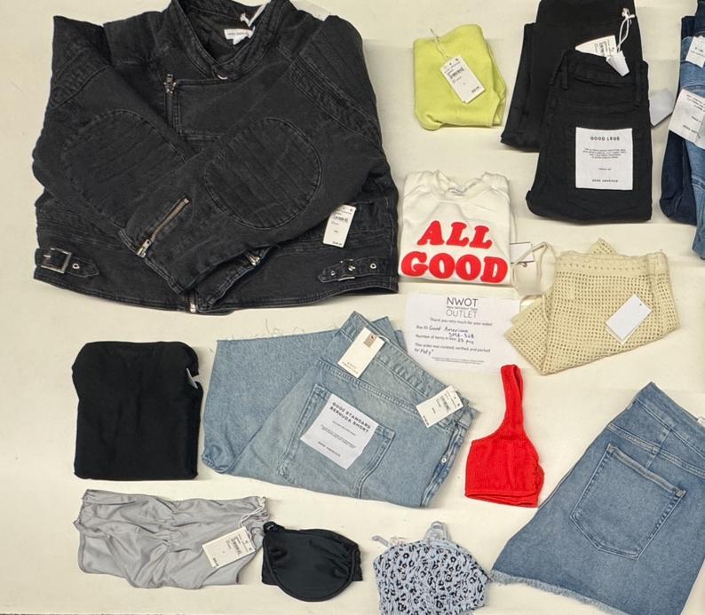 Good American | Assorted Women's Apparel | 25 Pieces | SMALL BOX # SMA-368