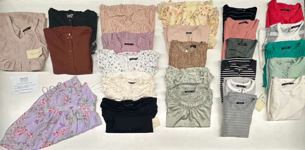 Doe And Rae | Women Assorted Apparel | 25 Pieces | Small Box# SMA-421