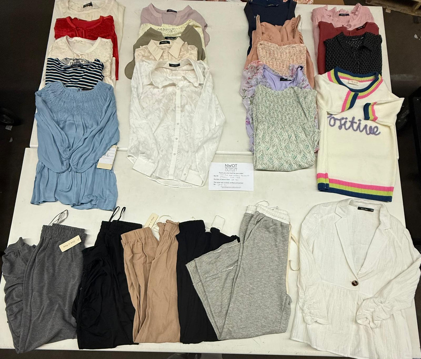 Doe And Rae | Women Assorted Apparel | 25 Pieces | Small Box# SMA-423