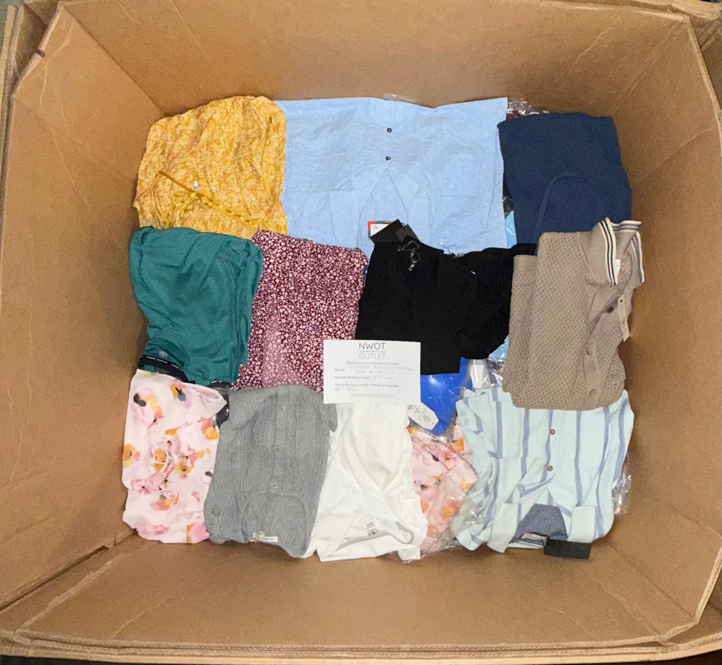 Walmart | Assorted  Apparel | 600 Pieces | Pallet #PA-358