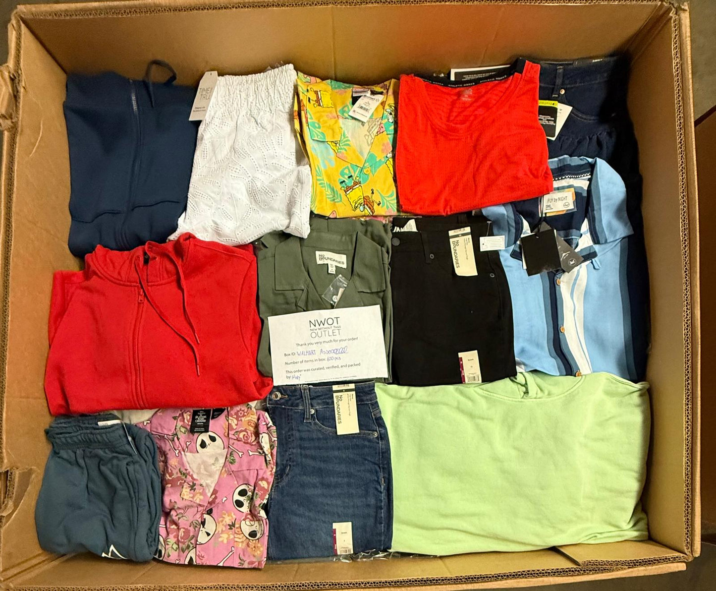 Walmart | Assorted  Apparel | 600 Pieces | Pallet #PA-360