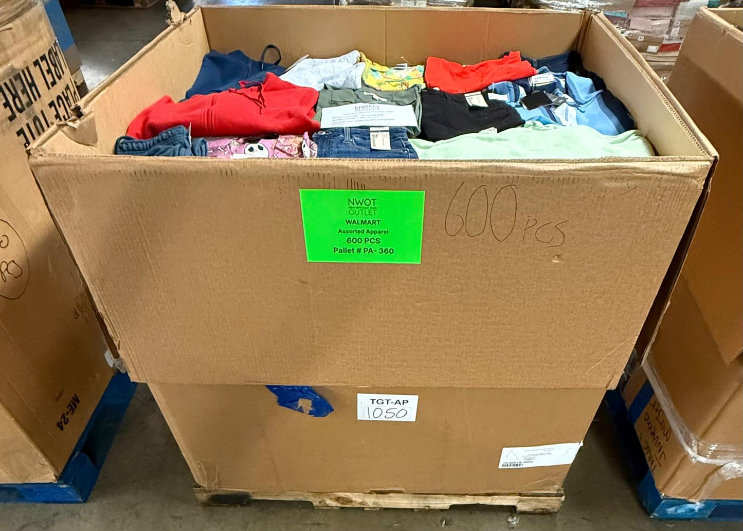 Walmart | Assorted  Apparel | 600 Pieces | Pallet #PA-360