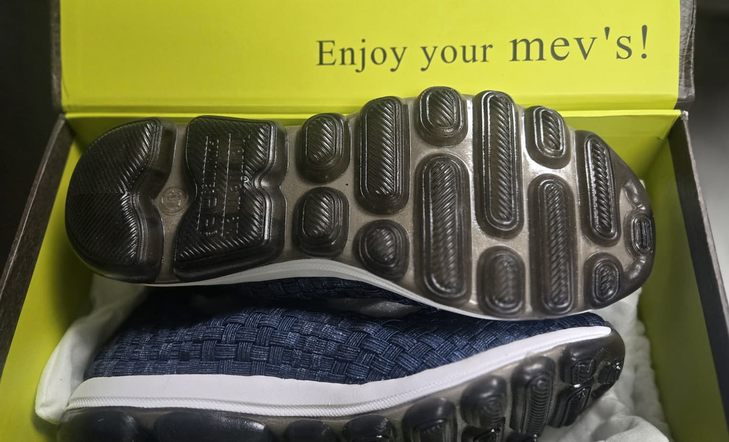 Bernie Mev Shoe Pallet | Assorted Footwear | 400 Pieces | Pallets