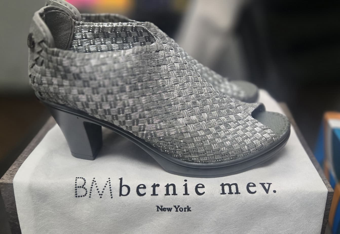 Bernie Mev Shoe Pallet | Assorted Footwear | 400 Pieces | Pallets